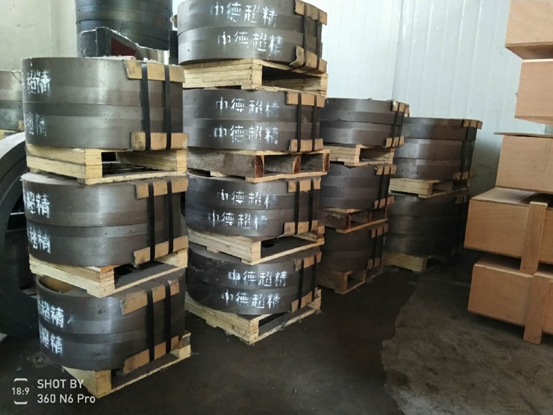 某客戶訂購(gòu)產(chǎn)品若干件