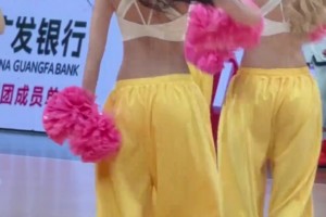 ??是你喜歡的那個女孩嗎？