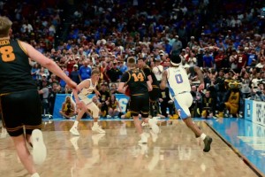 衛冕冠軍遭三分絕殺爆冷??1號種子佛羅里達不敵9號種子愛荷華