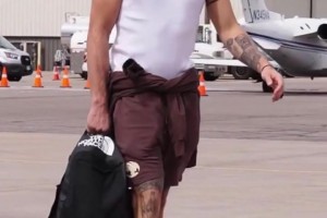 看到戈登就想起那句:馬中赤兔 人中呂布??